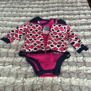 Yoga Sprout 2 pc outfit size 6-9